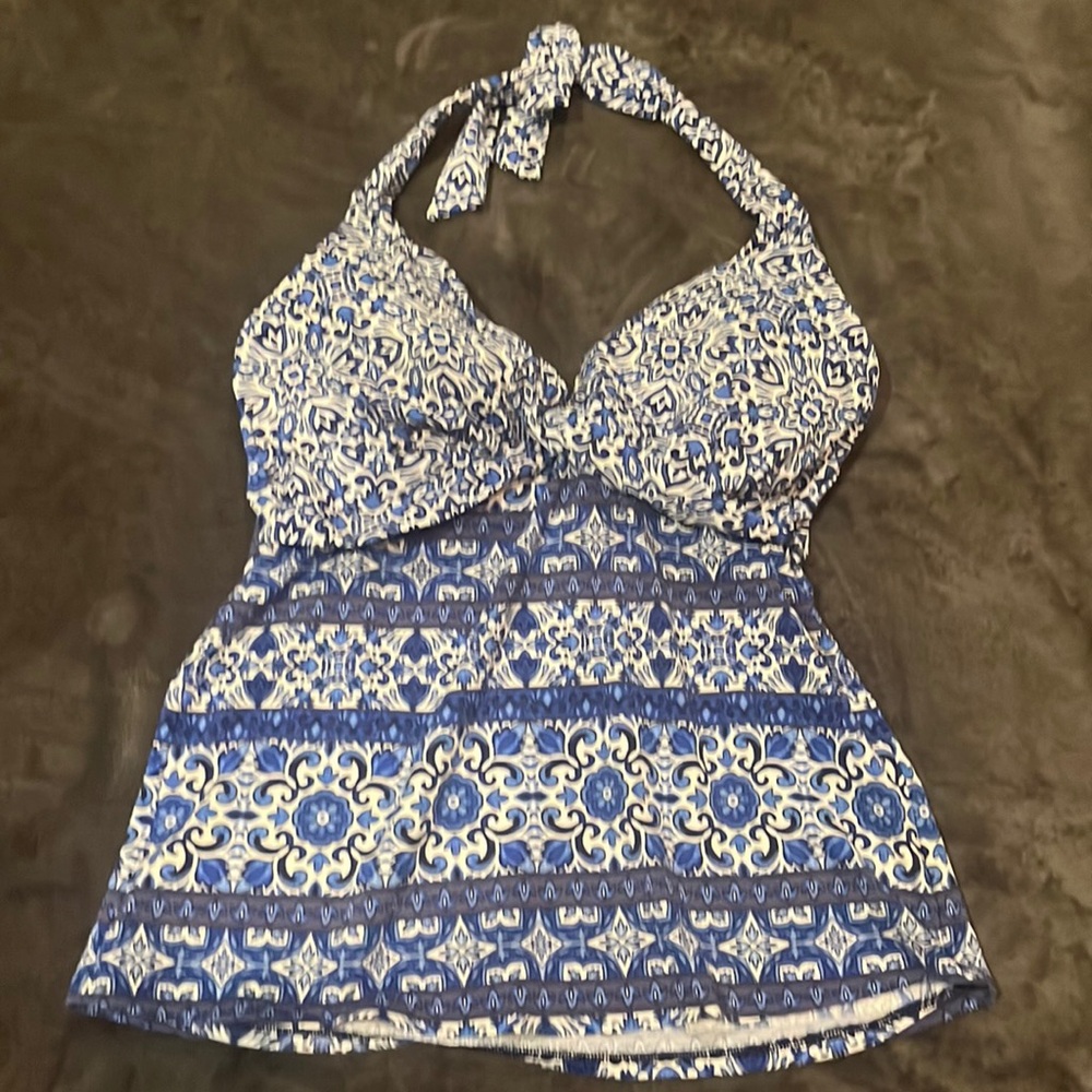 Lands end womens tankini top size 10